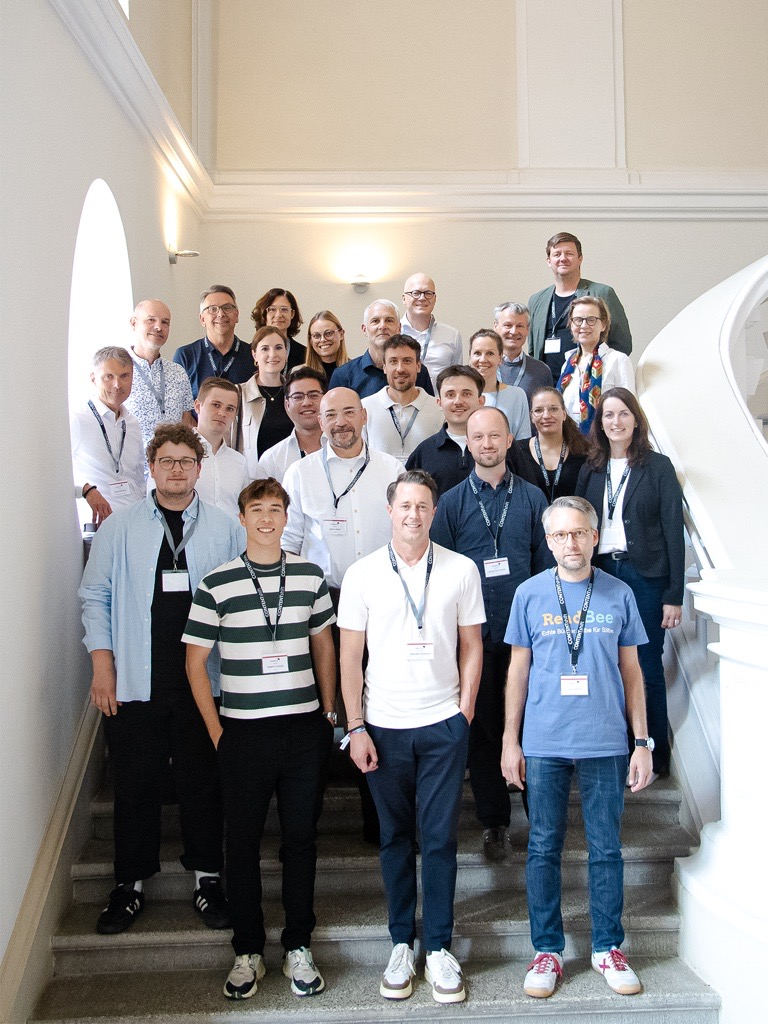 Die Teilnehmenden und die Jury des Innovationsprogramms CONTENTshift trafen sich am 16.6. in den Räumen des Herder Verlags in Freiburg zum Pitch der 10 besten Start-Ups für die Medienbranche 2026. © Herder-Verlag